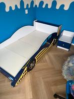 Leuk kinderbed auto met kastje, Ophalen, 85 tot 100 cm, Zo goed als nieuw, Matras