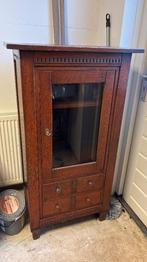 Kast voor antiek interieur of bijv overkapping, Ophalen