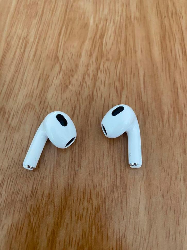 Apple Airpods 3 - Uitstekende Staat, Telecommunicatie, Mobiele telefoons | Oordopjes, Zo goed als nieuw, Ophalen of Verzenden