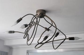 Mooi design spin-lamp beschikbaar voor biedingen