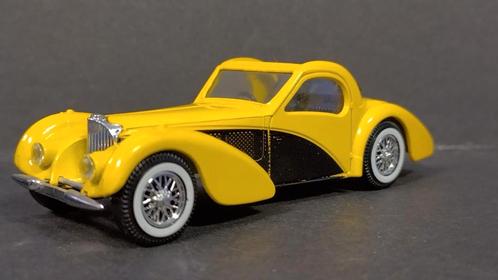 Bugatti 57 s Atalante 1939 geel 1:43 Solido Pol, Hobby en Vrije tijd, Modelauto's | 1:43, Zo goed als nieuw, Verzenden