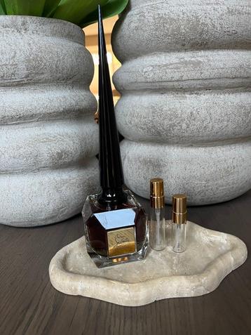 Louboutin Fetiche le Santal decant / sample  beschikbaar voor biedingen
