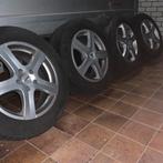 4 Winterbanden op velg 225 / 60 / R 17.  5x114.3.nfmaat 70.1, Auto-onderdelen, Banden en Velgen, Ophalen, Gebruikt, Banden en Velgen