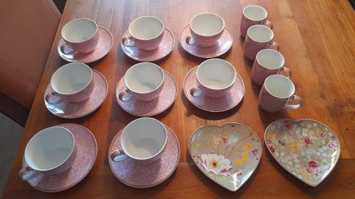 Servies Pip Studio, Huis en Inrichting, Keuken | Servies, Zo goed als nieuw, Kop(pen) en/of Schotel(s), Overige stijlen, Porselein