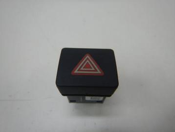 Audi A4 8W Gevarenlichtschakelaar 8W0941509A beschikbaar voor biedingen