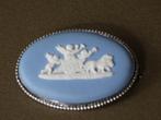 Wedgwood lichtblauwe camee broche in zilveren parelrand, Sieraden, Tassen en Uiterlijk, Broches, 4 tot 7 cm, Gebruikt, Verzenden