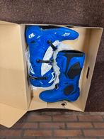 Tech 10 blauw, Ophalen of Verzenden, Zo goed als nieuw