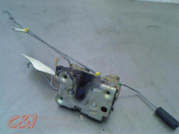 Deurslot Mechaniek 2Deurs rechts van een Renault Mascott beschikbaar voor biedingen