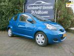 Toyota Aygo 1.0-12V AIRCO, Metallic, enz., Voorwielaandrijving, Stof, Gebruikt, Zwart