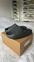 Yeezy Slides maat 43, Ophalen of Verzenden, Nieuw, Adidas Yeezy