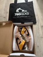 Jordan 1 Mid Particle Beige Maat EU43, Kleding | Dames, Schoenen, Nike Air Jordan, Overige kleuren, Nieuw, Sneakers of Gympen
