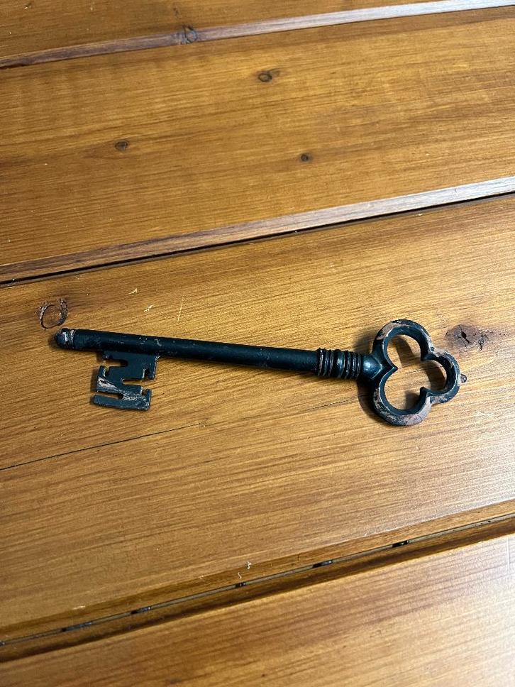 Antieke messing kluis schatkist decoratie poort sleutel, Antiek en Kunst, Antiek | Koper en Brons, Koper, Ophalen of Verzenden