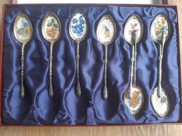 Vintage Royal Albert Stijl Zilveren lepels set van 8  beschikbaar voor biedingen