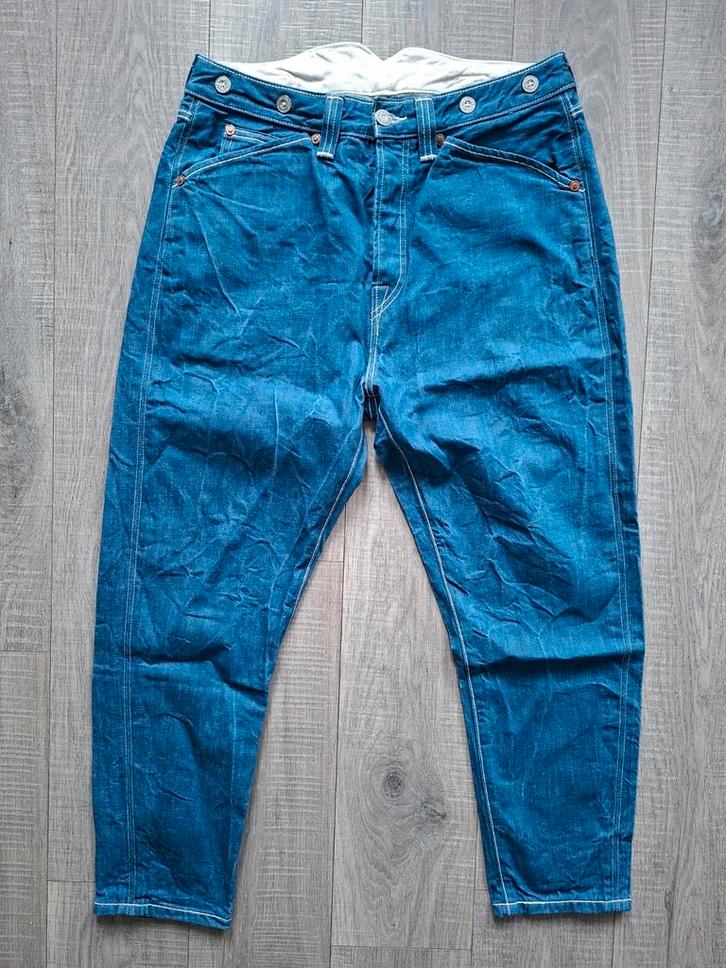 Vintage Levis LVC Duck & Denim cinch back 30, Kleding | Heren, Spijkerbroeken en Jeans, Zo goed als nieuw, Overige jeansmaten