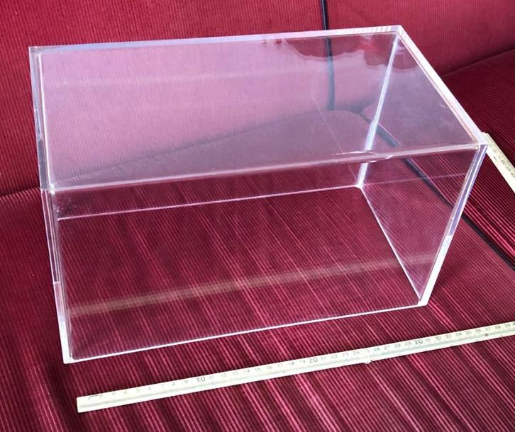 Plexiglas/Perspex Kap, 34 x 20 x 18 voor gebruik als Vitrine, Huis en Inrichting, Kasten | Vitrinekasten, Zo goed als nieuw, Minder dan 100 cm
