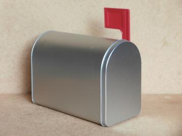 Blikje ivv Mini US Mailbox brievenbus rode vlaggetje metaal beschikbaar voor biedingen