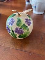 Decoratieve Albast Appel met Bloemen. Italie. Vintage, Ophalen