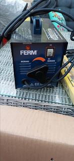 nieuw lasapparaat van Ferm met elektroden. Max 100A, Ophalen of Verzenden, Nieuw, Minder dan 150 ampère, Elektroden