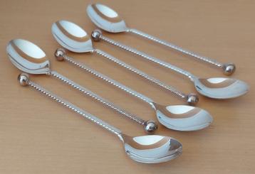 Set à 6 verzilverde koffielepels, zijkant gekartelde steel beschikbaar voor biedingen