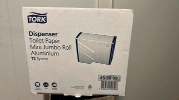 Tork Toiletpapier Dispenser Mini Jumbo T2 – Nieuw in doos beschikbaar voor biedingen