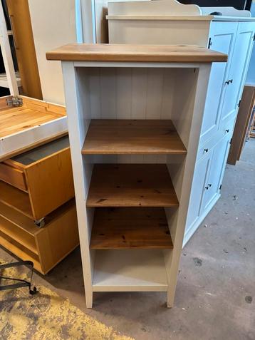 Kleine opberg/schoenenkast - 55x45x135H