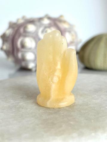 Calciet handje beschikbaar voor biedingen