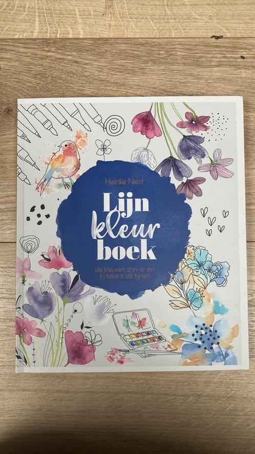 Heinke Nied - Lijnkleurboek, Boeken, Hobby en Vrije tijd, Zo goed als nieuw, Tekenen en Schilderen, Ophalen of Verzenden