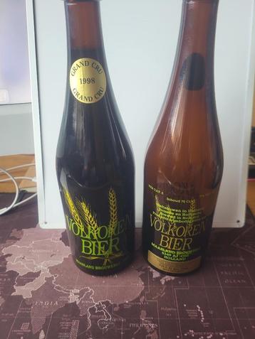BIERFLESSEN - 127 - MAASLAND + BIERZAK + ETIKETTEN. beschikbaar voor biedingen