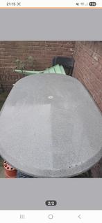 Gratis stevige tuintafel, Ophalen, Gebruikt