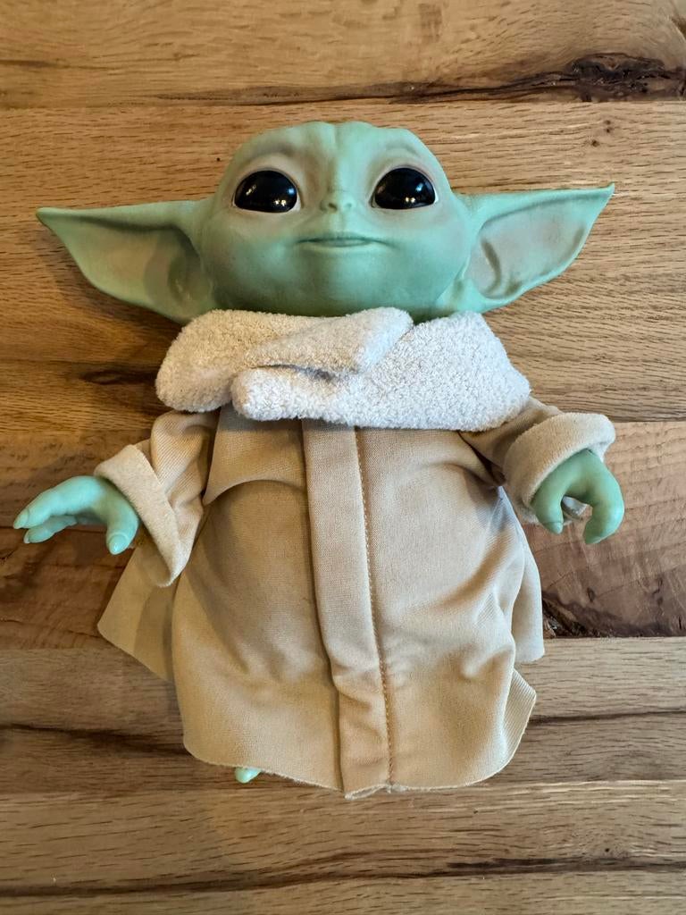 Hasbro Star Wars - Pratende Grogu (Baby Yoda) Pluche, Ophalen of Verzenden, Zo goed als nieuw, Overige typen