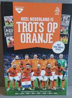 11 - Heel Nederland is trots op Oranje 392 pagina's, Ophalen of Verzenden, Zo goed als nieuw, Balsport