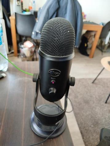 Blue Yeti Microfoon beschikbaar voor biedingen