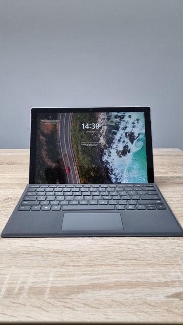 Microsoft Surface Pro 5 (16GB) met GRATIS Mi.. beschikbaar voor biedingen