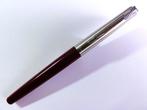 PARKER 45 VULPEN ROOD MET CHR. DOP, Gebruikt, Parker, Met doosje, Ophalen of Verzenden