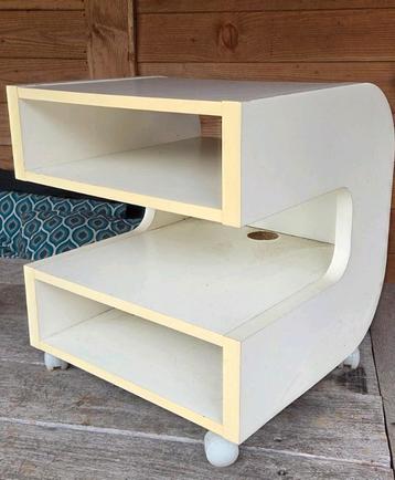 IKEA ILEN kastje op wielen, retro