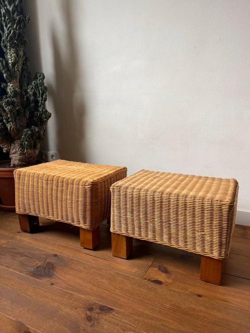 Vintage Rotan Voetenbankjes - Set van 2, Huis en Inrichting, Banken | Voetenbanken en Poefen, Gebruikt, Minder dan 50 cm, Vierkant