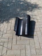 Partij 32 nieuwe chaperon pannen. Madura zwart engobe, Doe-het-zelf en Verbouw, Dakpannen en Dakbedekking, Ophalen, 10 tot 15 m²