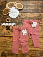 Baby girl 2x broekje/legging hart roze maat 50, Kinderen en Baby's, Babykleding | Maat 50, Broekje, Meisje, Nieuw, Ophalen of Verzenden