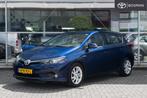 TOYOTA Auris 1.8 Hybrid 136pk CVT Business Plus, Gebruikt, Euro 6, 4 cilinders, Blauw