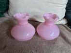 Vintage roze opaline glazen lampenkappen olielamp oude lamp., Vintage Antiek, Overige kleuren, Ophalen of Verzenden, Zo goed als nieuw