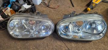 Golf 4 koplampen. beschikbaar voor biedingen