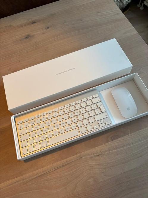 Apple Magic Keyboard en Mouse set, Computers en Software, Toetsenborden, Zo goed als nieuw, Qwerty, Draadloos, Toetsenbord en muis-set