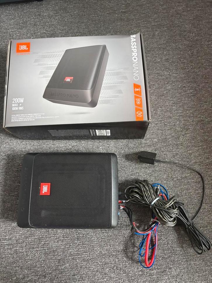JBL bass pro nano underseat subwoofer, Auto diversen, Autospeakers, Gebruikt, Ophalen of Verzenden