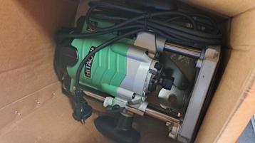Freesmachine Hikoki Hitachi  beschikbaar voor biedingen