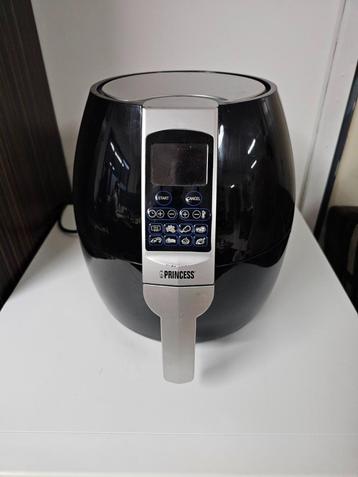 Princess xl airfryer voor €25,-  beschikbaar voor biedingen