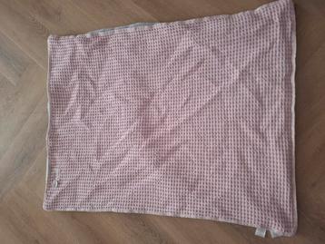 Koeka dekentje roze met grijs gevoerd beschikbaar voor biedingen