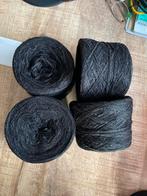 Zwart Zachte Bouclé Garen - 670 gram, Hobby en Vrije tijd, Breien en Haken, Ophalen of Verzenden, Nieuw, Breien of Haken, Wol of Garen