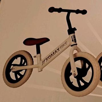 Witte loopfiets wit-bruin  NIEUW in doos beschikbaar voor biedingen