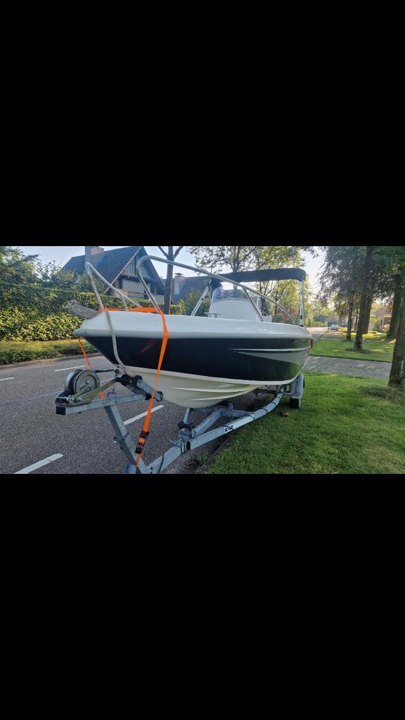 Snelle console boot, Watersport en Boten, Motorboten en Motorjachten, Gebruikt, Overige materialen, Tot 6 meter, Benzine, Buitenboordmotor
