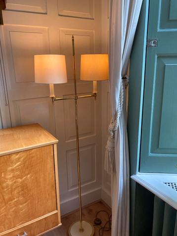 Staande schemerlampen beschikbaar voor biedingen